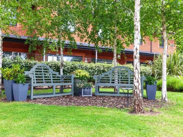 Flat for sale in Dromore, Oxfordshire