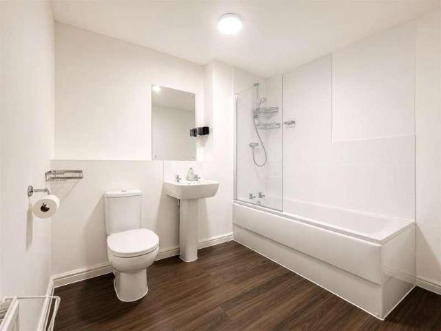 Flat for sale in Cowley, Greater London