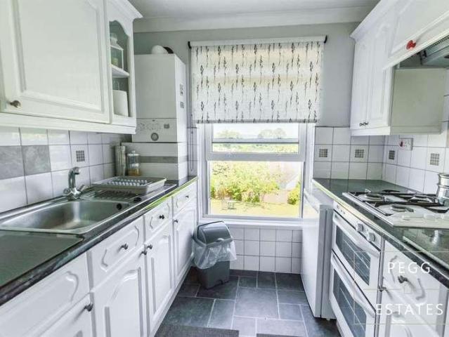 Flat for sale in Livermead