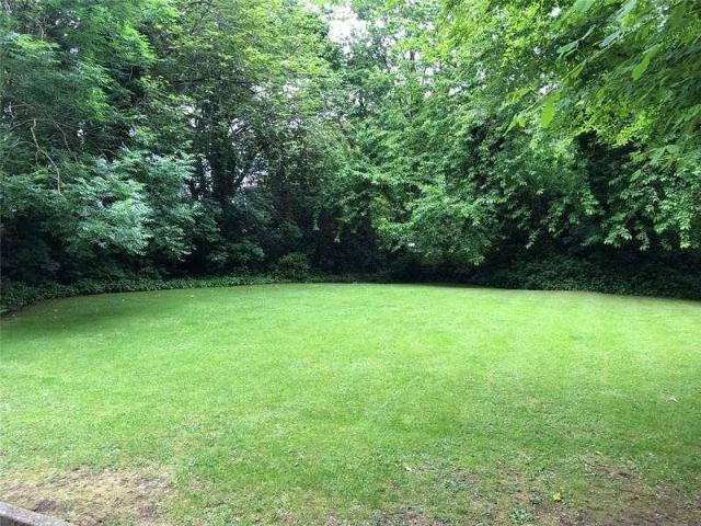 Flat for sale in Archway, Greater London
