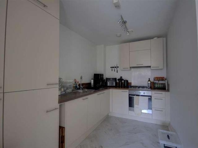 Flat for sale in The Butts, Kent