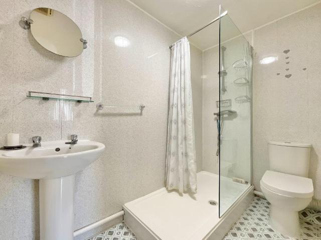 Flat for sale in Meols Cop, Southport