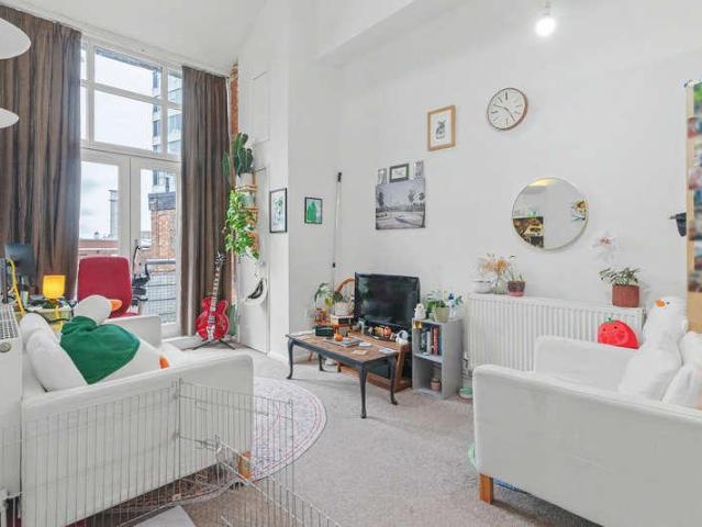 Flat for sale in St Matthew's, Leicester
