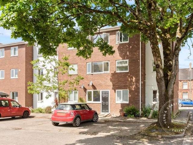 Flat for sale in Falcon Lodge, Wales