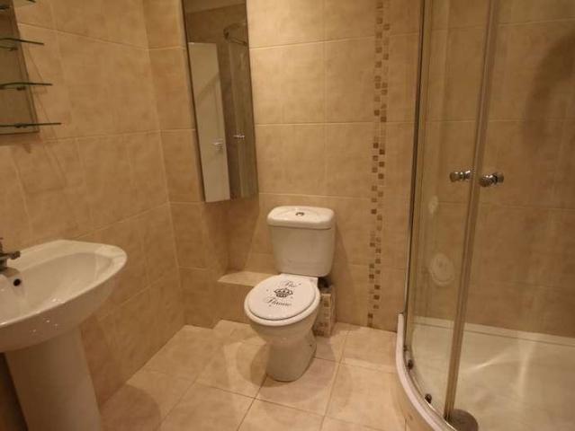 Flat for sale in Oldway, Livermead