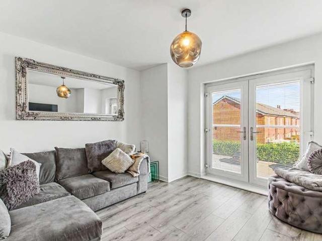 Flat for sale in Trafford Park, Greater Manchester