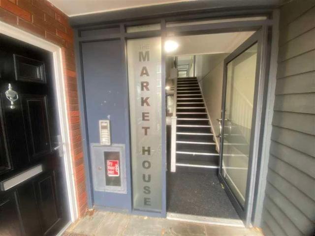 Flat for sale in Perryfields, West Sussex