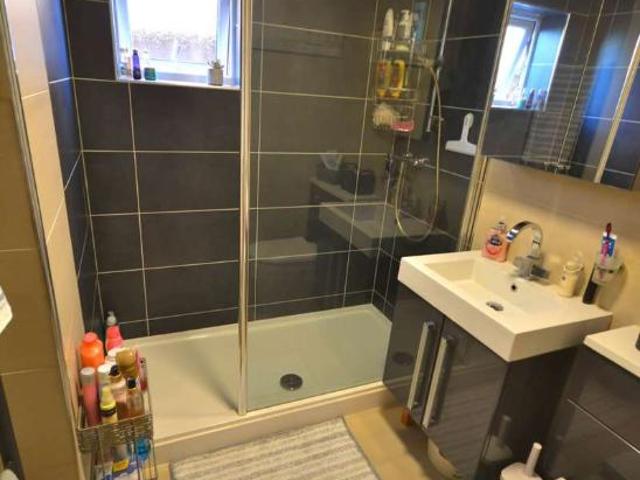 Flat for sale in New Bilton, Warwickshire