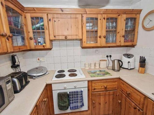 Flat for sale in Weir Quay, Devon