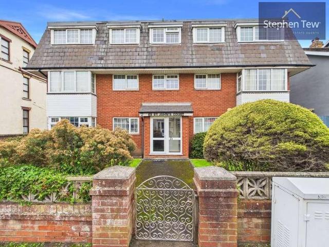 Flat for sale in Revoe, Blackpool
