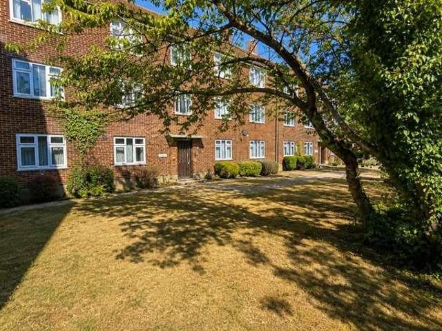 Flat for sale in Clayhall, Greater London