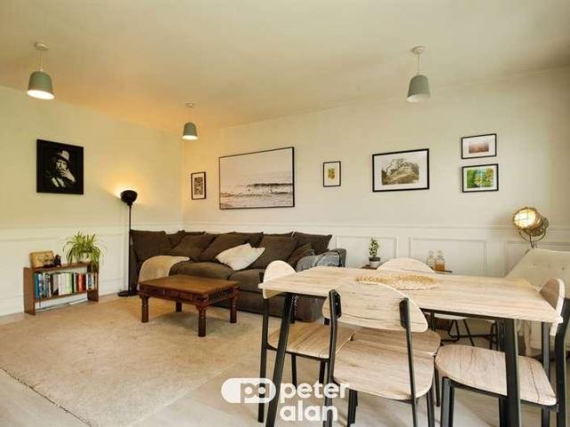 Flat for sale in Pontprennau, Falcon Lodge