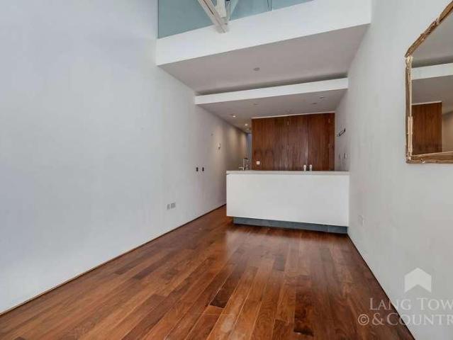 Flat for sale in Stonehouse, Mount Wise