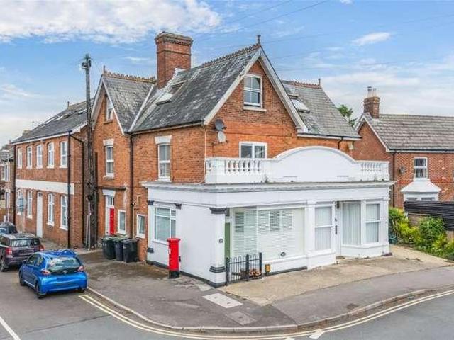Flat for sale in St Johns, Wimborne