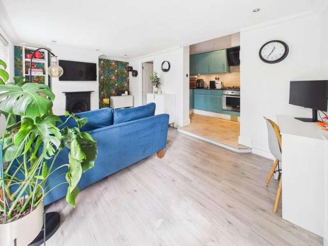 Flat for sale in Portslade Village, Brighton & Hove