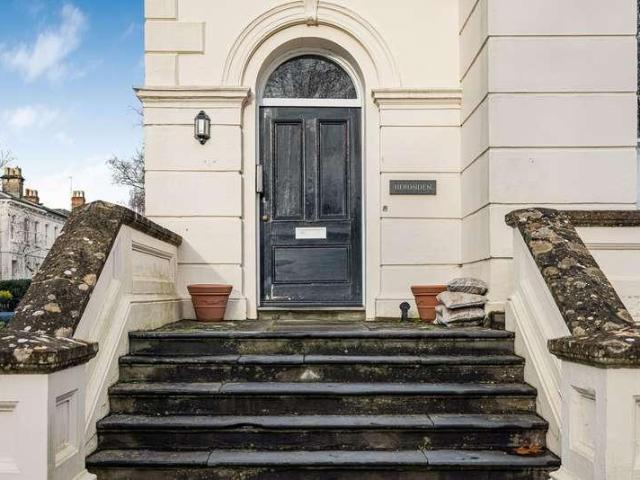 Flat for sale in Ewens Farm, Golden Valley
