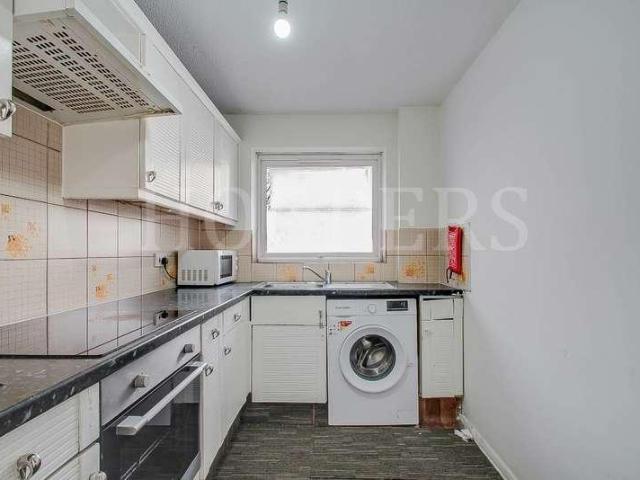 Flat for sale in Greater London