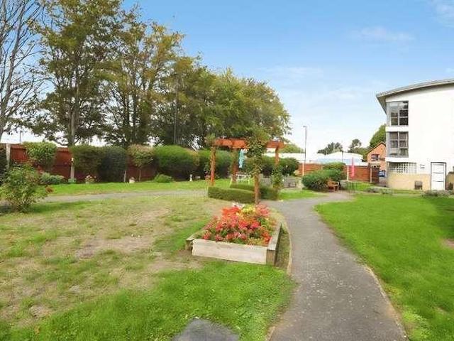 Flat for sale in Wisbech, Four Gotes