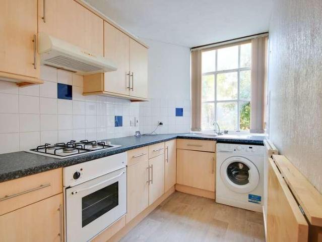 Flat for sale in Mansbridge, Southampton