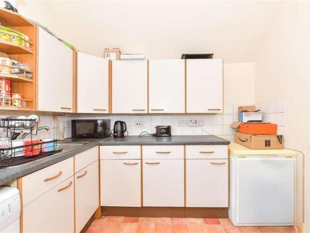 Flat for sale in Nodehill, Shide