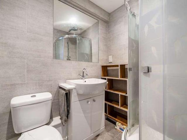 Flat for sale in School House, Gloucestershire