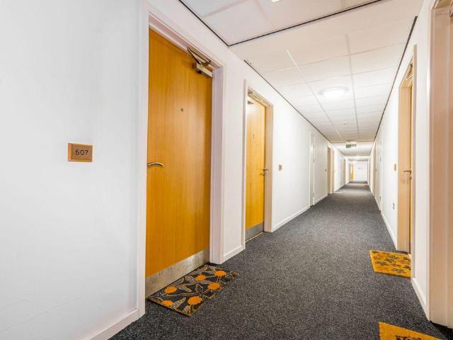 Flat for sale in St Ann's, Haddon