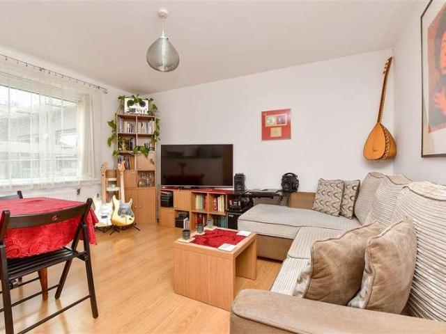 Flat for sale in London Borough of Merton, Greater London
