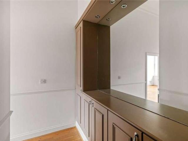 Flat for sale in London Borough of Waltham Forest, Greater London