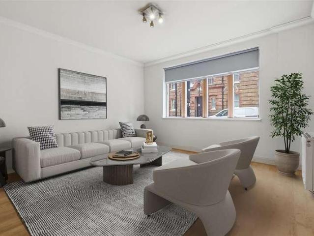 Flat for sale in Spitalfields, Whitechapel