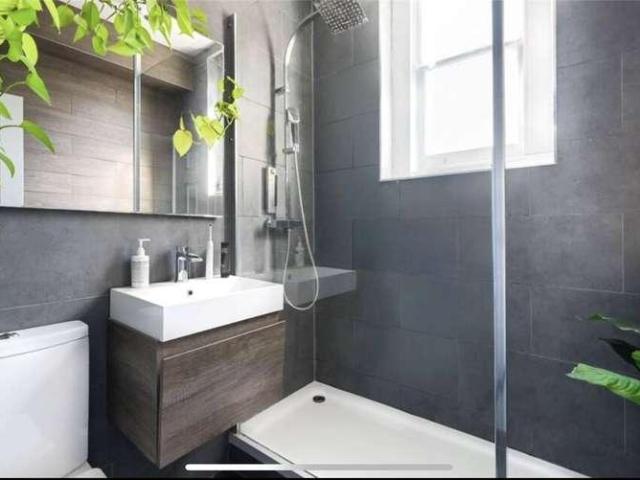 Flat for sale in Loughborough Junction, Greater London