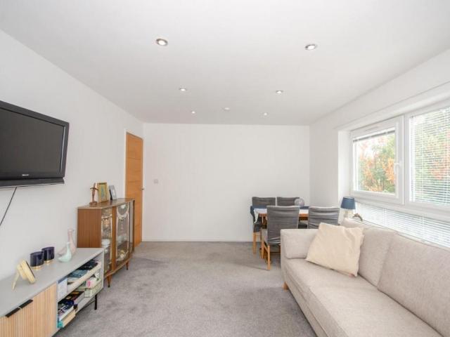 Flat for sale in Downend, South Gloucestershire