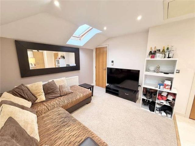 Flat for sale in Penn Hill, Poole