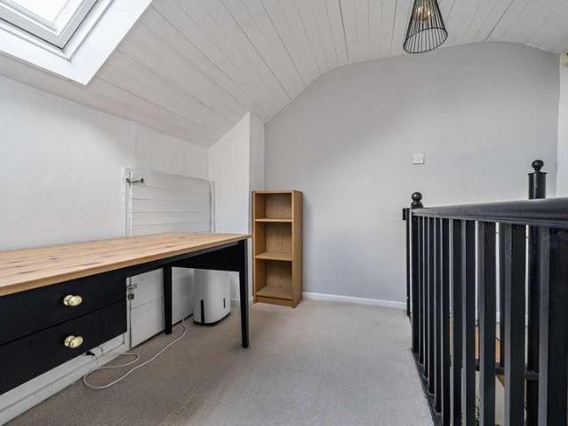 Flat for sale in Pigsty Hill, Feckenham