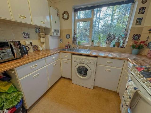 Flat for sale in Hayes, Colehill