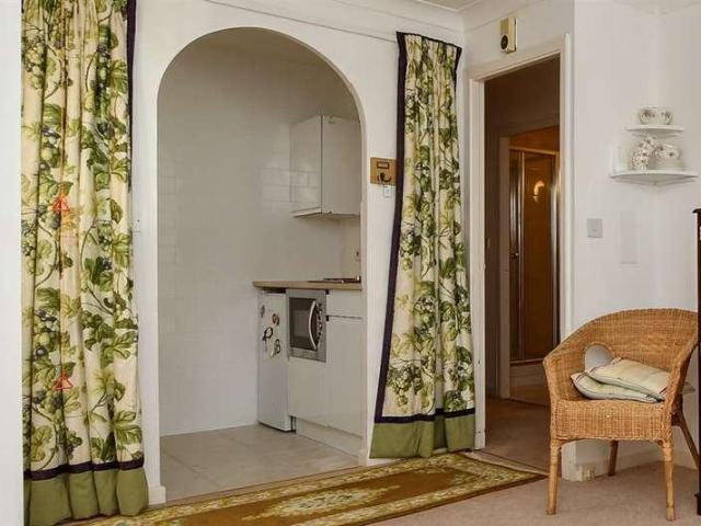 Flat for sale in The King's Mile, The Bridge