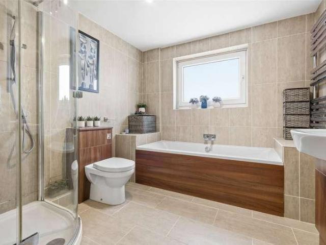 Flat for sale in Kursaal Estate, Alton Barnes