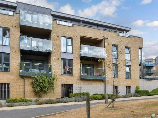 Flat for sale in Castle Hill, Monks Orchard