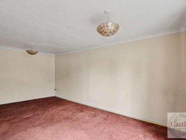 Flat for sale in London Borough of Enfield, Greater London