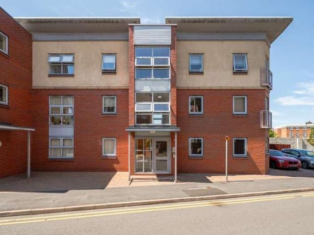 Flat for sale in Hoole, Two Mills