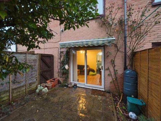 Flat for sale in The Slade, Oxfordshire