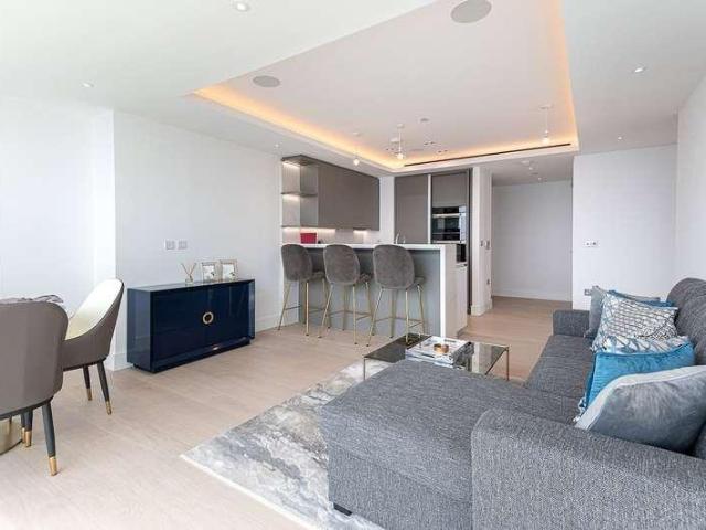 Flat for sale in Finsbury, Greater London