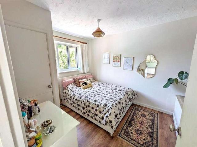 Flat for sale in Barnham and Eastergate, Clapham