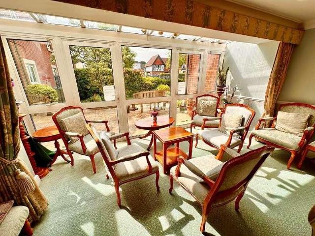 Flat for sale in Highcliffe