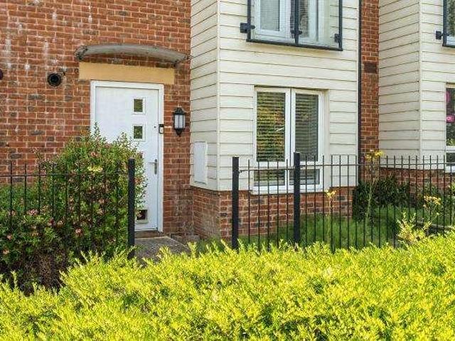 Flat for sale in Great Western Park North, Berrick Salome
