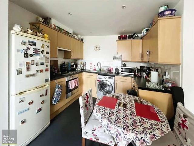 Flat for sale in Oakfield, Ryde
