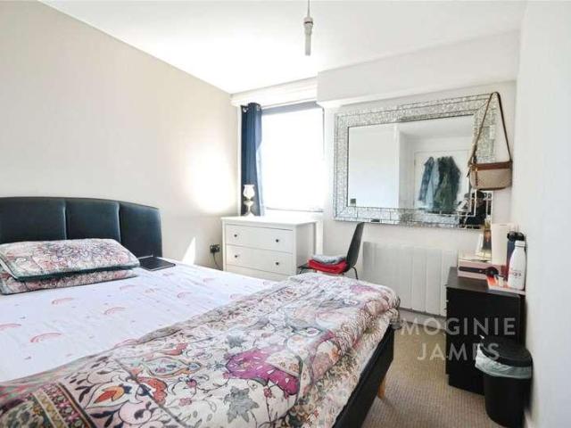 Flat for sale in Falcon Lodge, Wales