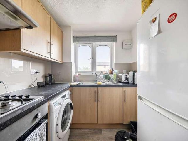 Flat for sale in London Borough of Lewisham, Greater London
