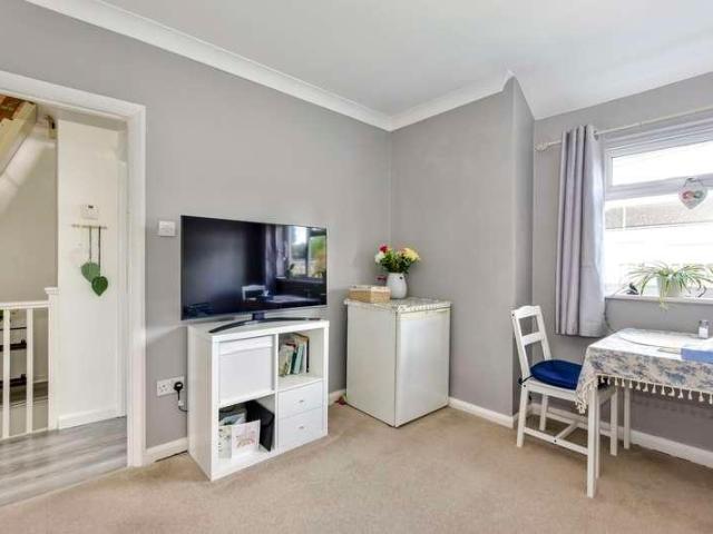 Flat for sale in Pouchen End, Hertfordshire