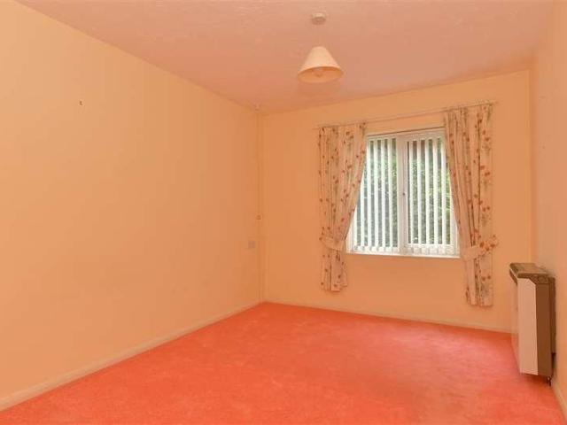 Flat for sale in Chalkwell, Oad Street