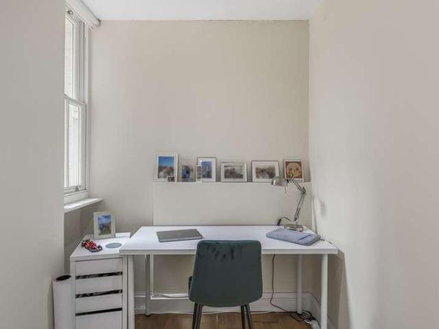 Flat for sale in Westminster, Greater London